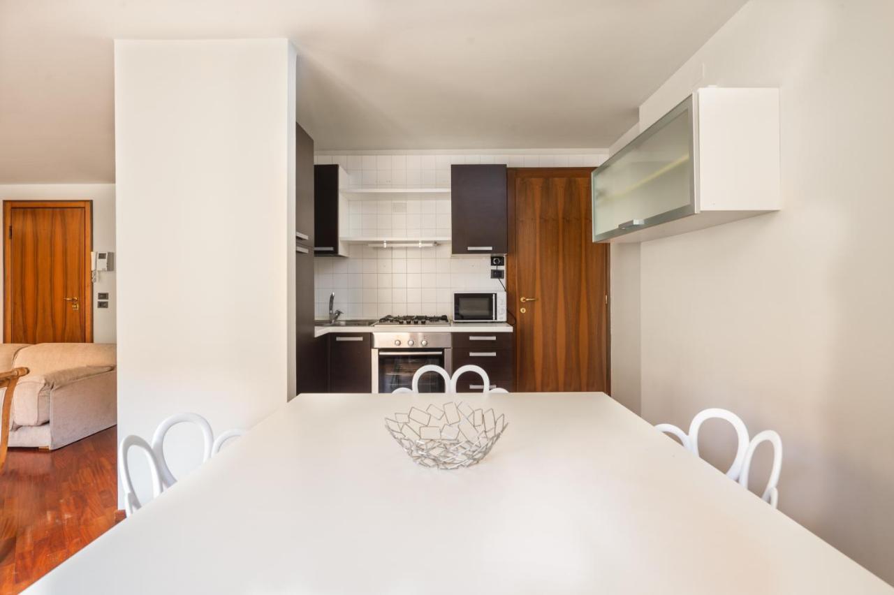 Cozy 2 Bedroom In The Heart Of ヴェローナ エクステリア 写真