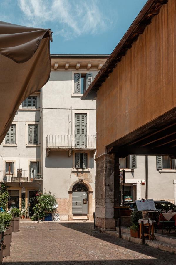 Cozy 2 Bedroom In The Heart Of ヴェローナ エクステリア 写真
